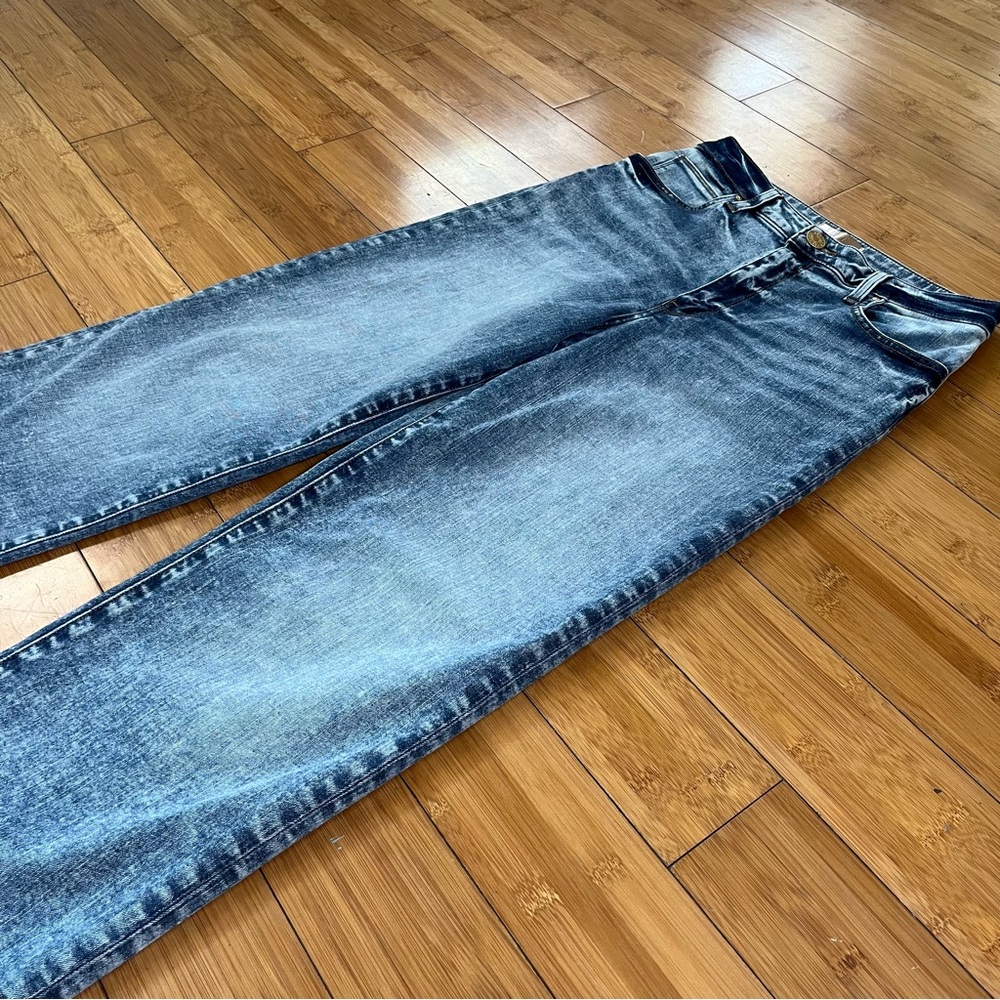 Kut from the Kloth High Rise Sienna Straight Leg Jeans in Stone Wash Denim NWOT - Picture 5 of 16